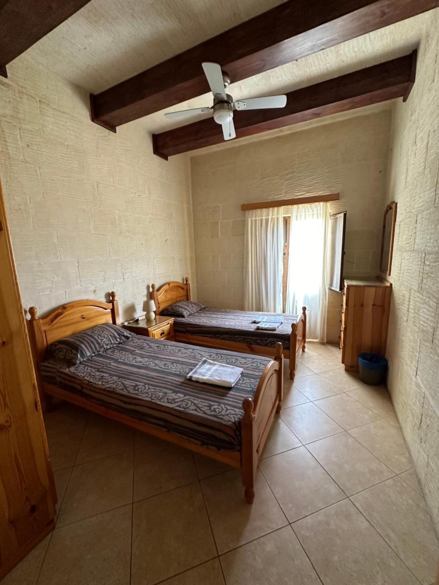 Nawrat Farmhouse Għarb Exteriör bild