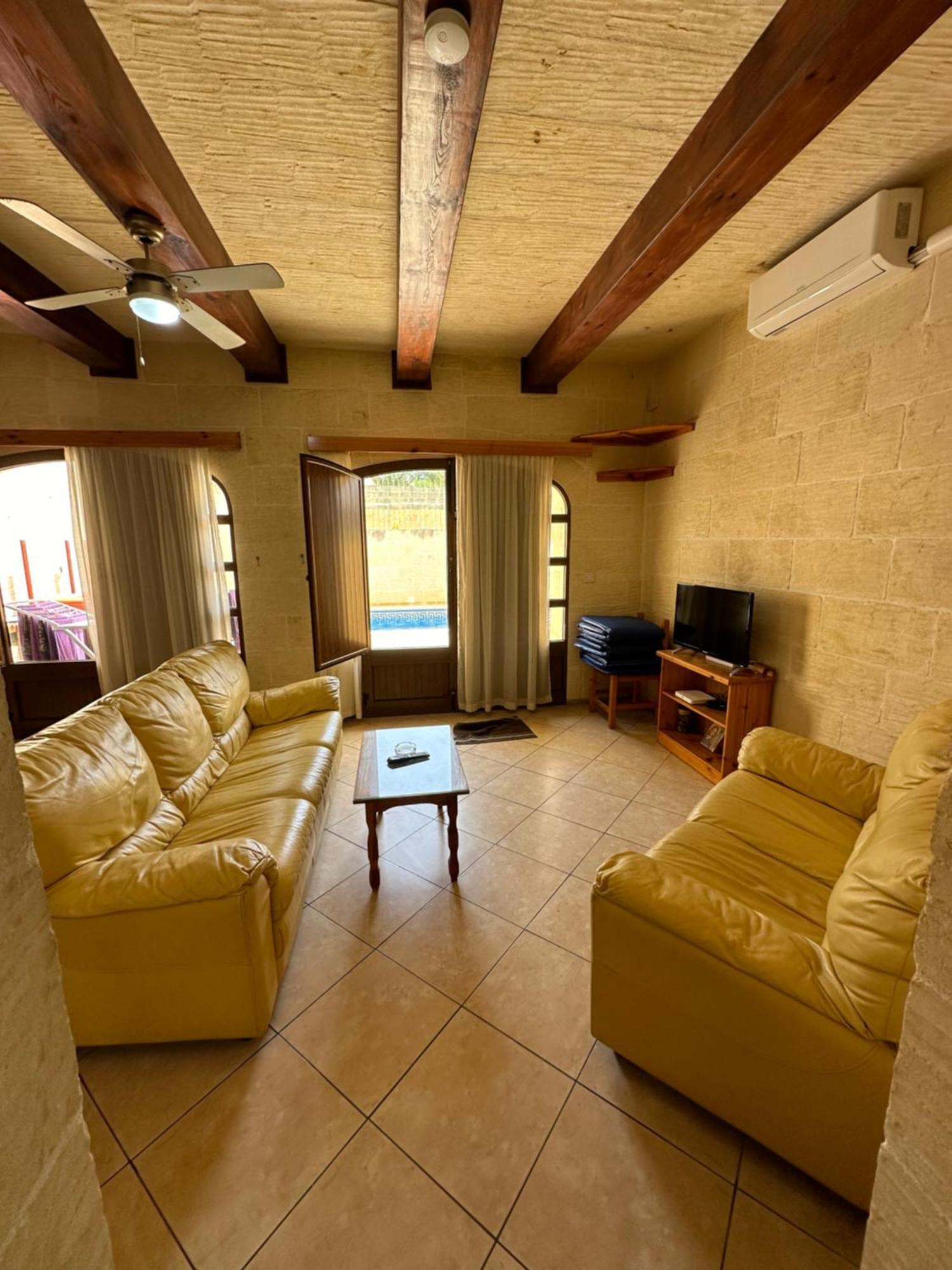 Nawrat Farmhouse Għarb Exteriör bild